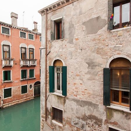 Explore Venice From A Sophisticated Hideaway In San Polo מראה חיצוני תמונה