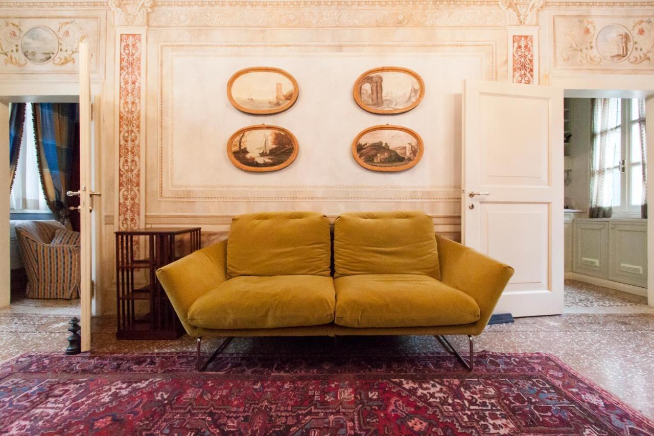 Explore Venice From A Sophisticated Hideaway In San Polo מראה חיצוני תמונה