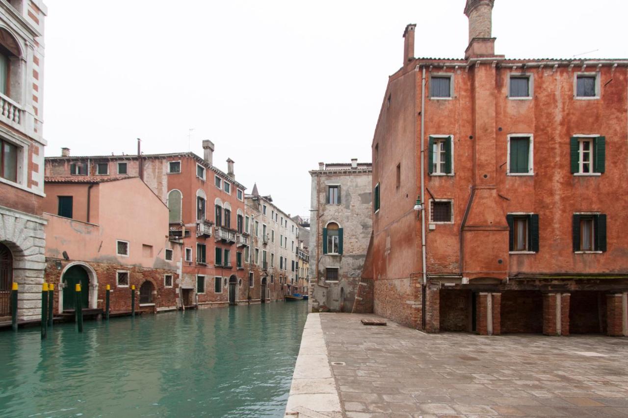Explore Venice From A Sophisticated Hideaway In San Polo מראה חיצוני תמונה